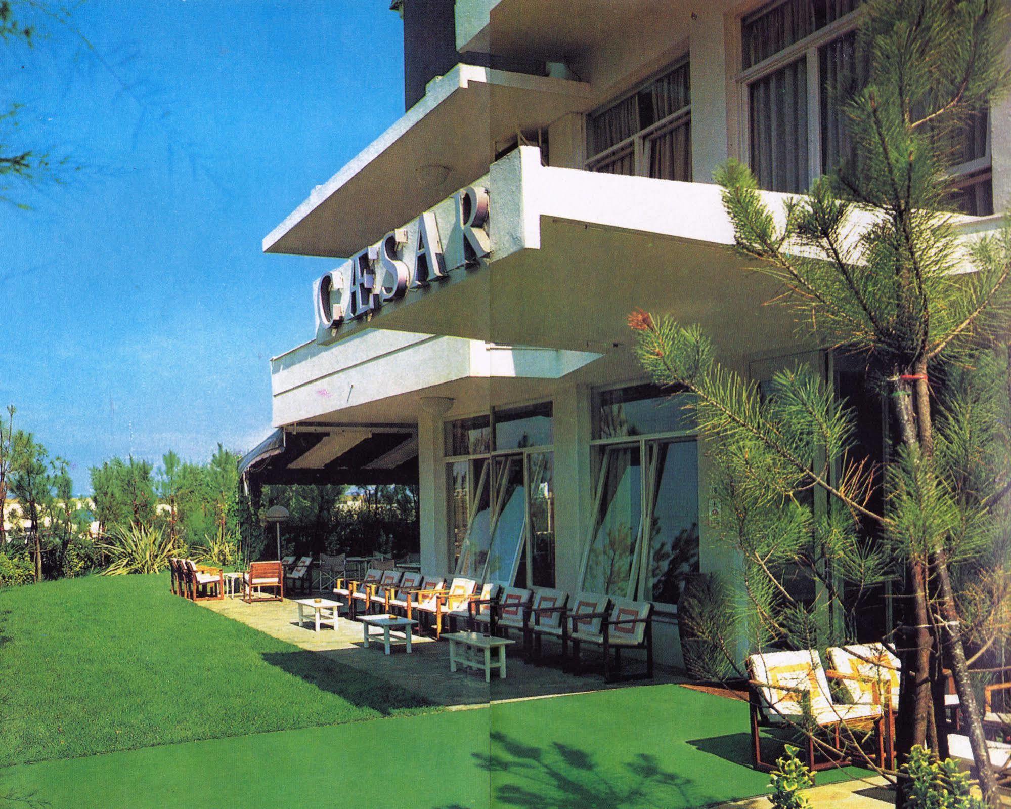 Hotel Caesar Milano Marittima Exterior foto